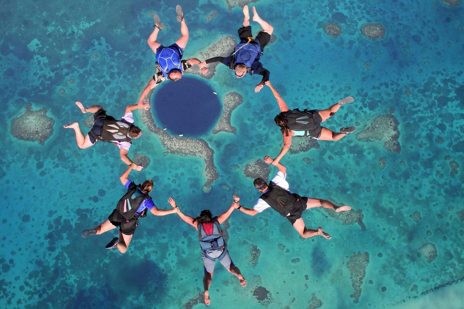 The Great Blue Hole, Belize: History, Diving, and Adventure with Anuju