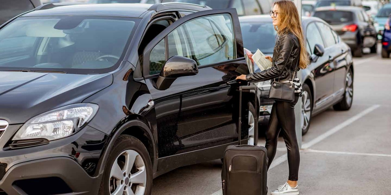 Navigating Foreign Roads Safely With the Right Rental Choice: A Smart Traveler’s Guide