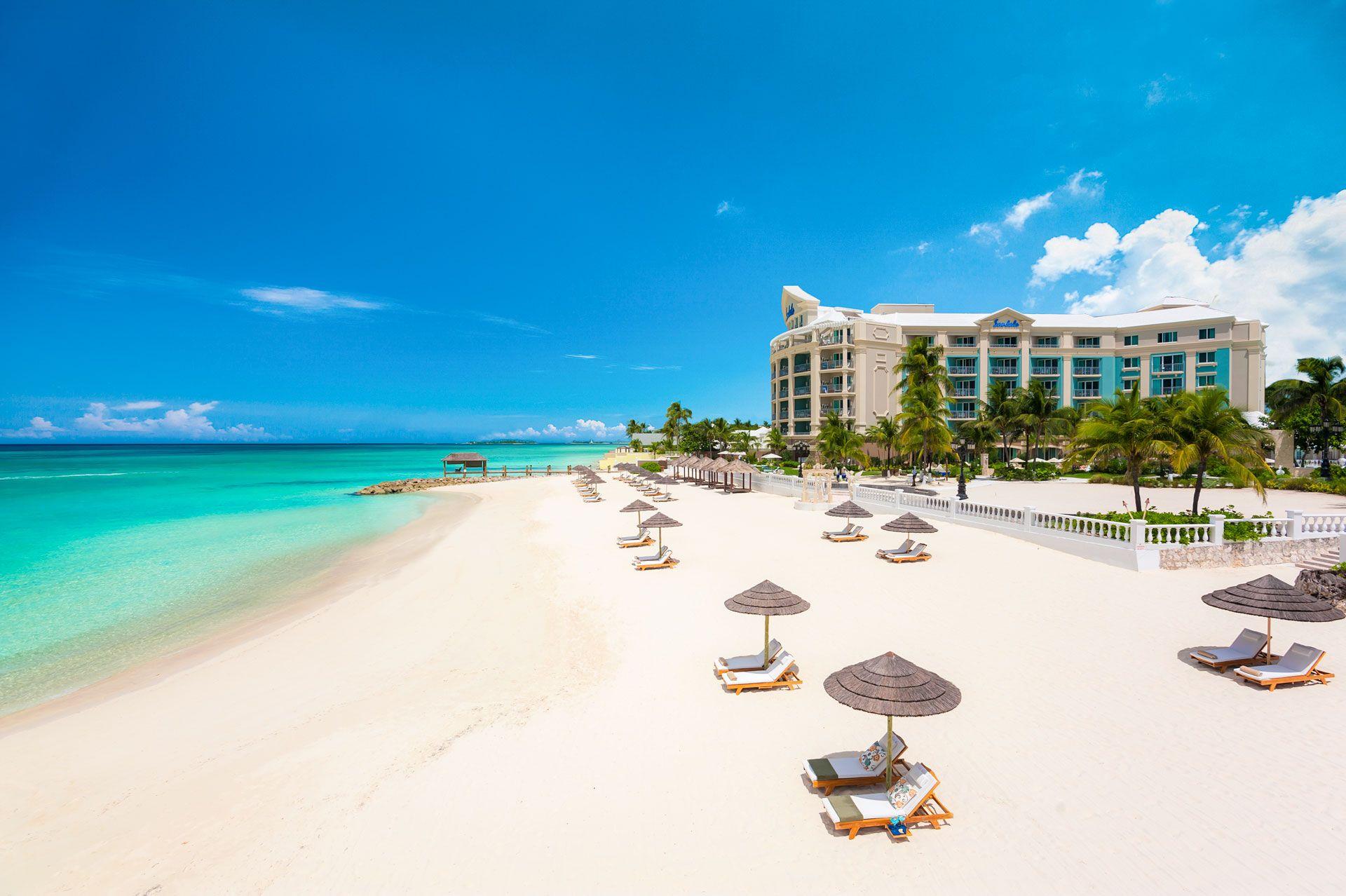 Planning a Summer Trip? Here’s Everything You Need Before You Travel